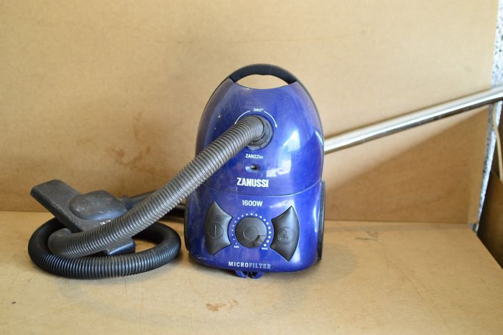 486501-1 Zanussi vacuum cleaner