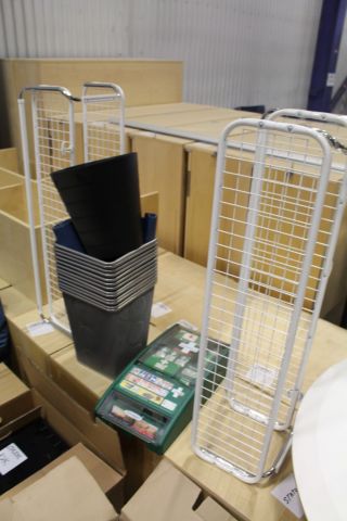 485490-9 Kitchen Utensils, Microwave, Coffee Maker, Dishware, Lamps