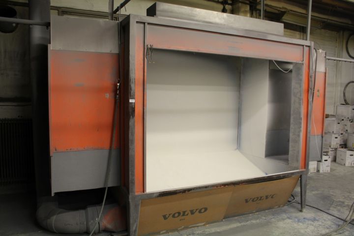 486058-1 Lackeringsskåp