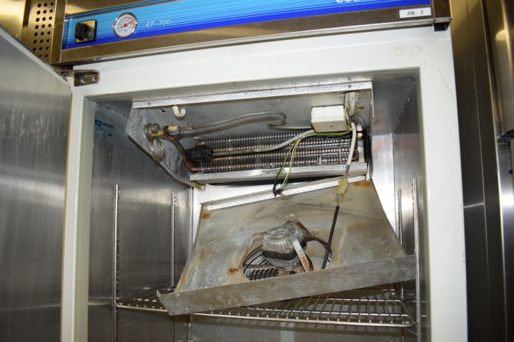 386467-1 Freezer Coldator EF700