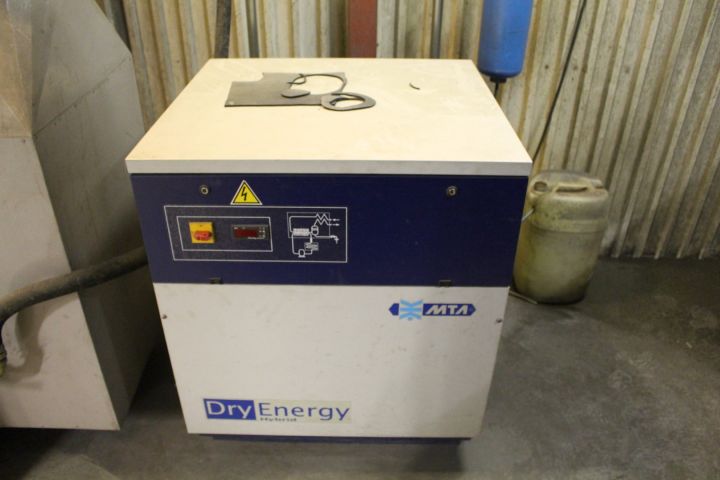 486085-13 Compressor Worthington, RLR60V7, tank, dryer