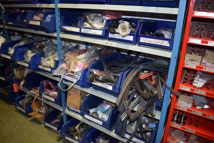 386604-10 Large spare parts store for restaurant machines