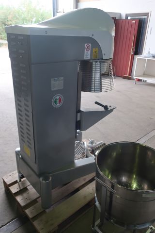 410508-13 Starmix mixer with various accessories
