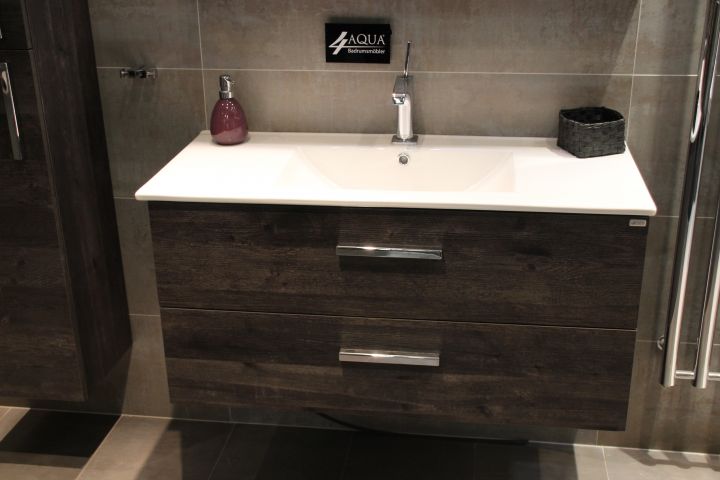 487134-3 Utställningsbadrum 4aqua