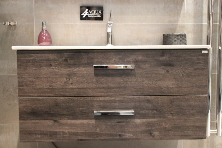 487134-4 Utställningsbadrum 4aqua