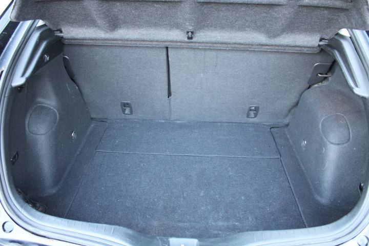 433609-8 Honda Civic 5-door 1.8 i-VTEC 140hk, -07