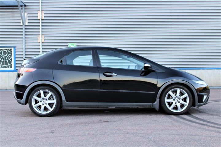433609-19 Honda Civic 5-door 1.8 i-VTEC 140hk, -07