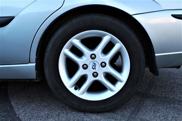 433692-6 Ford Focus Turnier 1.6 Flexifuel -03