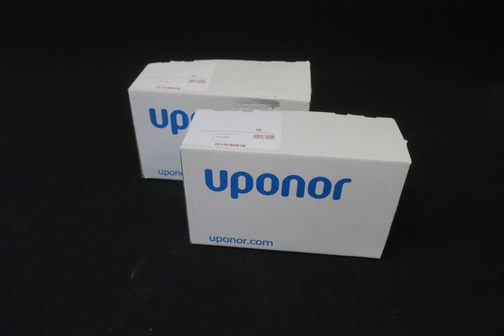 487618-2 Distributor for underfloor heating Uponor Vario Plus Q & E LS 4x 20x2.0 (2 pcs)