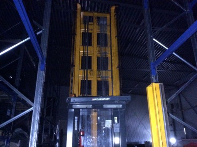 488193-3 Electric Jungheinricht ETX-Combi truck