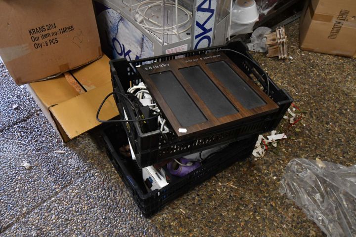 486715-10 Plates, pots, etc.