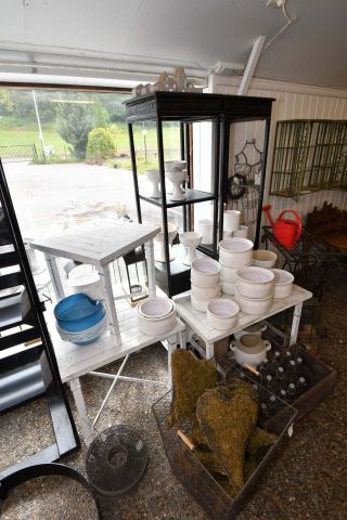 486720-4 Decor, ornamental shelves, etc.