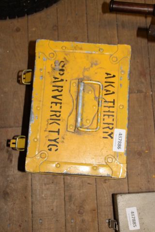 487886-3 Track tool Essem Akatherm