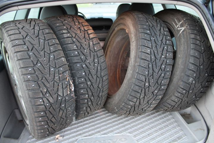 488880-19 Volvo V50 2.4 Manual, 140hk, 2005 Kinetic