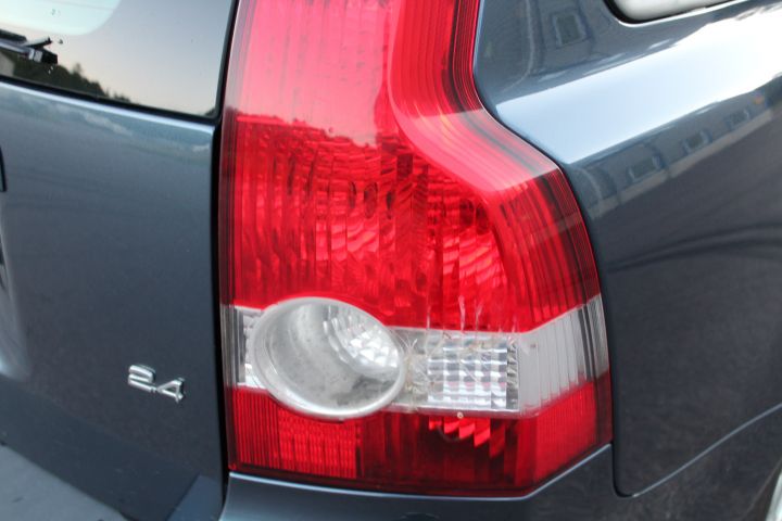 488880-25 Volvo V50 2.4 Manual, 140hk, 2005 Kinetic