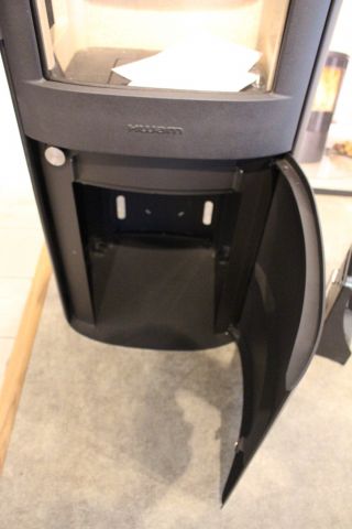 486145-4 Braskamin HWAM 4530, nytt demoex