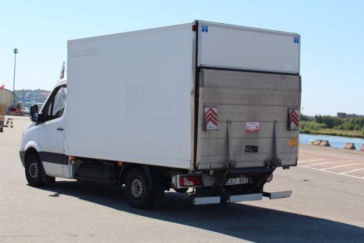 486210-7 Mercedes Sprinter 316 NGT Pickup / Chassis, Rear lift, (164330 km)