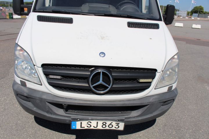 486210-9 Mercedes Sprinter 316 NGT Pickup / Chassis, Rear lift, (164330 km)
