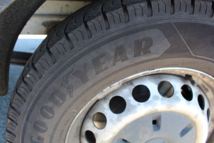 486210-29 Mercedes Sprinter 316 NGT Pickup / Chassis, Rear lift, (164330 km)