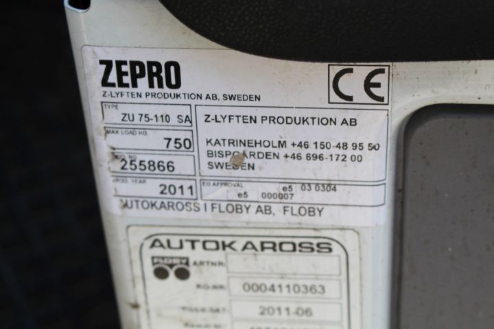 486210-50 Mercedes Sprinter 316 NGT Pickup / Chassis, Rear lift, (164330 km)