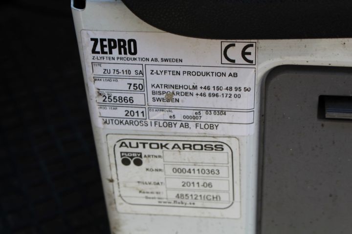 486210-51 Mercedes Sprinter 316 NGT Pickup / Chassis, Rear lift, (164330 km)