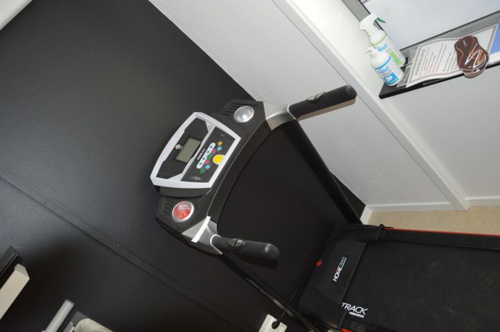 487336-3 Walkway HomeTrack HT1000