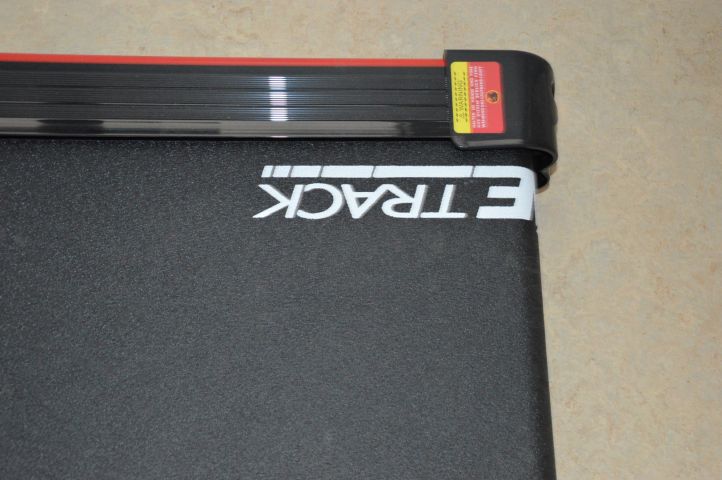 487336-6 Walkway HomeTrack HT1000