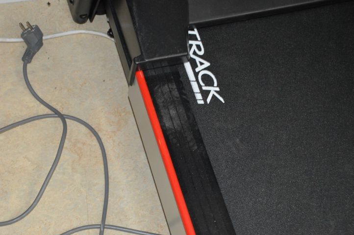 487336-7 Walkway HomeTrack HT1000