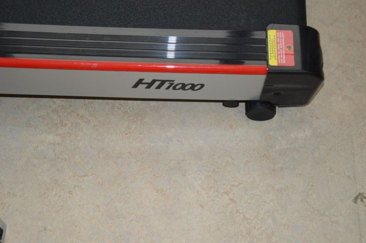 487336-8 Walkway HomeTrack HT1000