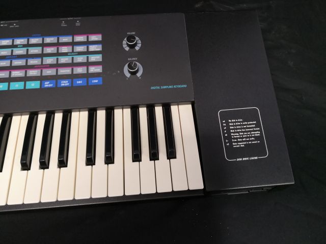 Keyboard Prophet 2000 - PS Auction - We value the future - Largest