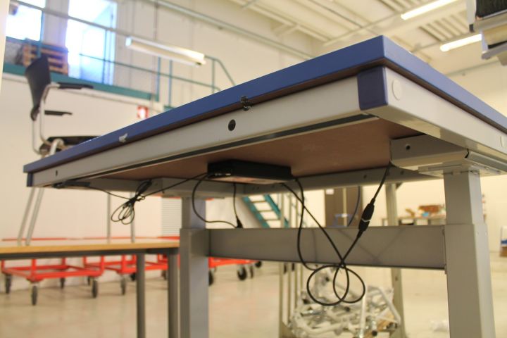 488986-5 Vågbord, universalbockar, arbetsbord m.m.