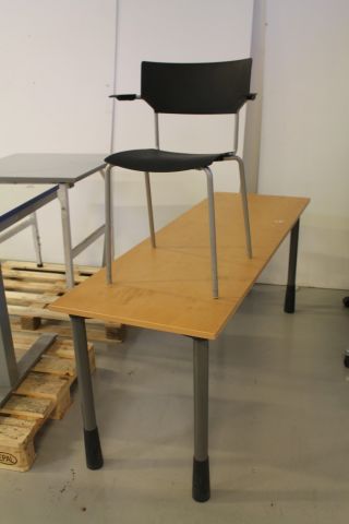 488986-8 Vågbord, universalbockar, arbetsbord m.m.