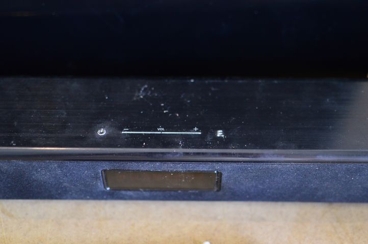 490856-6 Samsung HW-H450 soundbar with wireless subwoofer