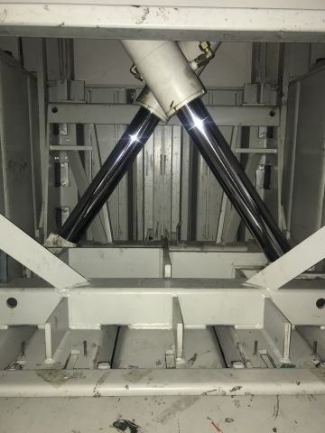 491176-3 HSM VL 600 vertical baling machine for plastic and cardboard