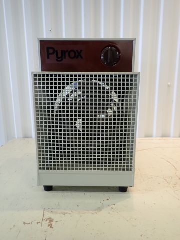 467892-1 Heating fan PYROX