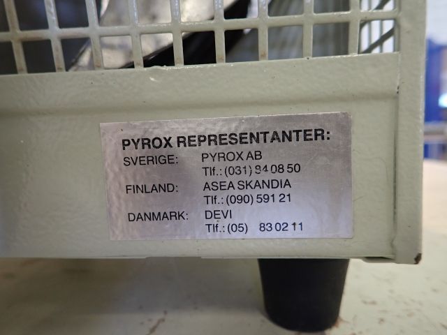 467892-6 Heating fan PYROX
