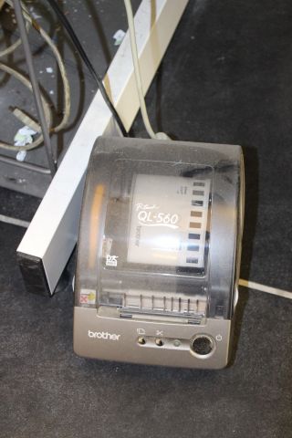 491420-5 Mini-PC MSI with monitors and printers