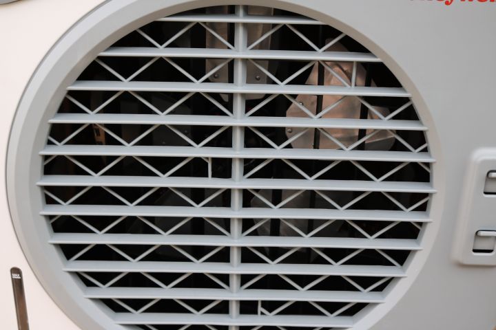 491385-8 Air cooler Honeywell CL60PM