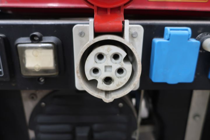 491295-7 Power generator Honda ECMT 6500 K2