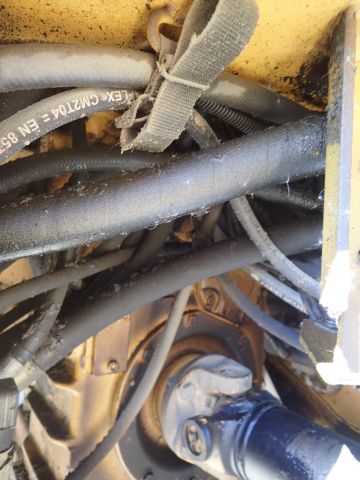 453483-35 Loaders Volvo L70 D -02