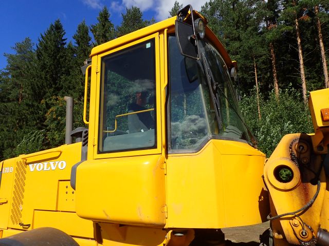 453483-40 Loaders Volvo L70 D -02