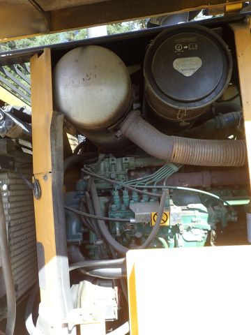 453483-46 Loaders Volvo L70 D -02