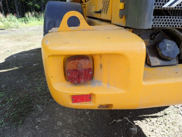 453483-56 Loaders Volvo L70 D -02