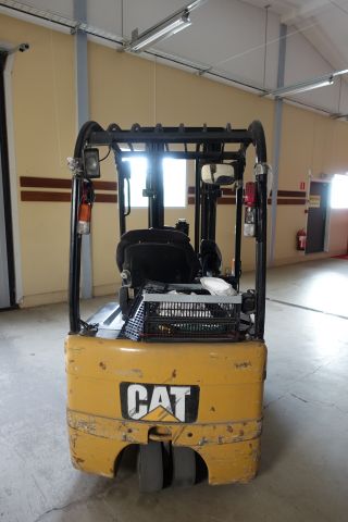 492377-2 4-wheel counterbalanced truck CAT EP16NT