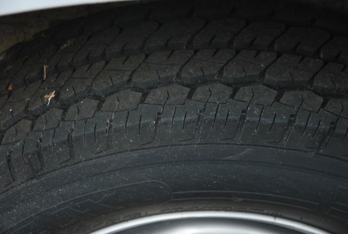 482571-7 Ford Transit - 2011