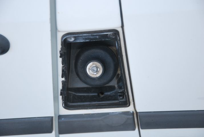 482571-10 Ford Transit - 2011
