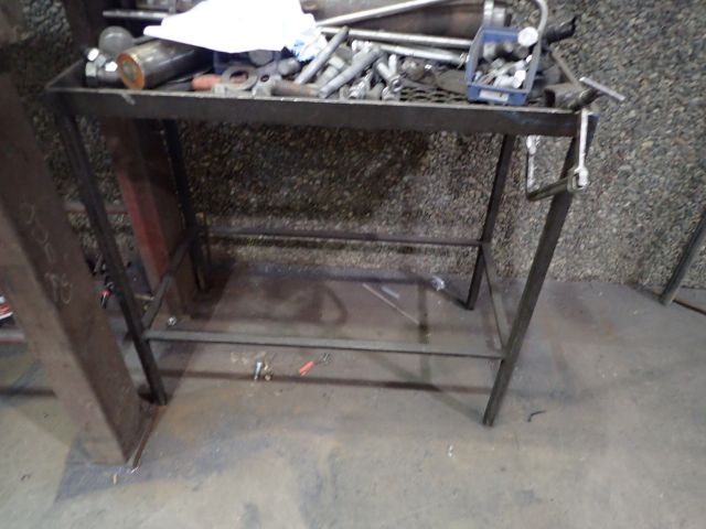 399295-5 Arbetsbord och gallerbord