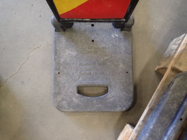 453516-4 6st ihopvikbara varselskyltar