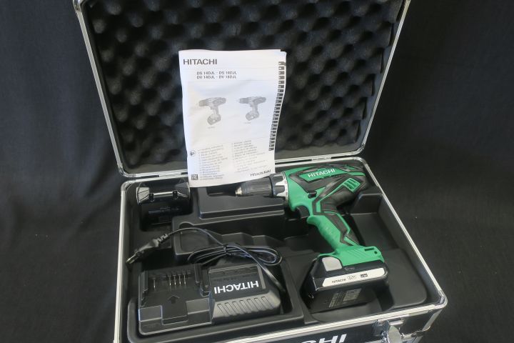 492264-4 Screwdriver Hitachi DS18DJL Combo kit