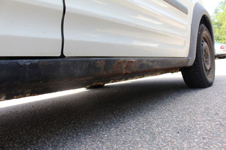 491848-15 Ford Transit Connect 1.8 TDDI